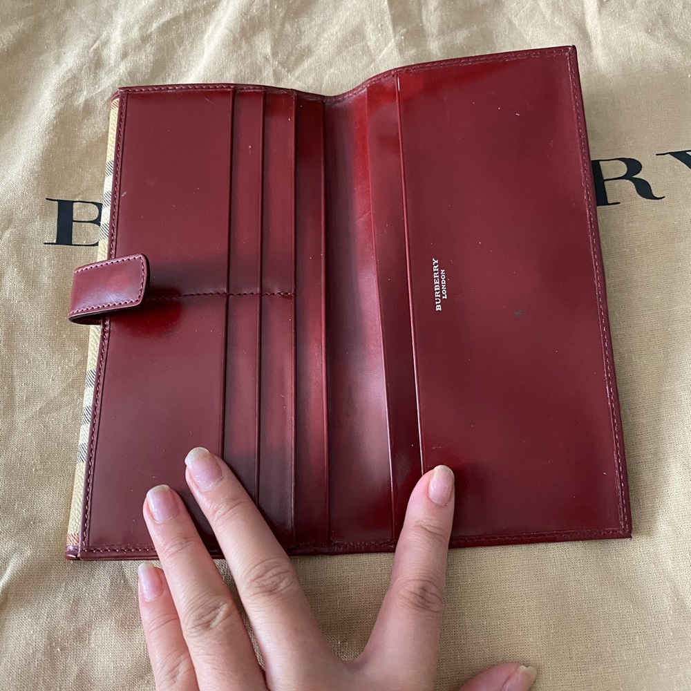 Authentic Burberry Canvas Barrel tote bag - Picture 5 of 8